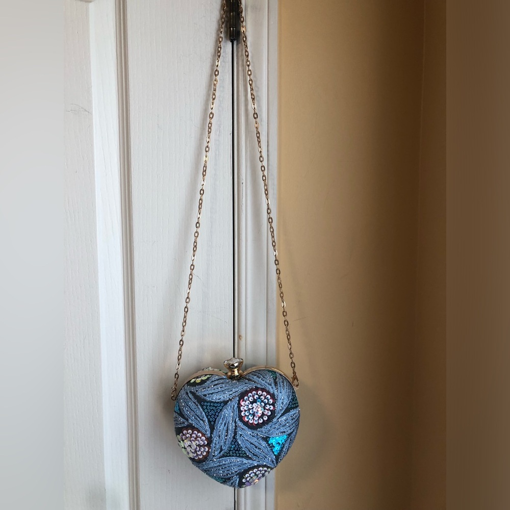 Blue Sequin Heart Clutch with Gold Chain Strap
